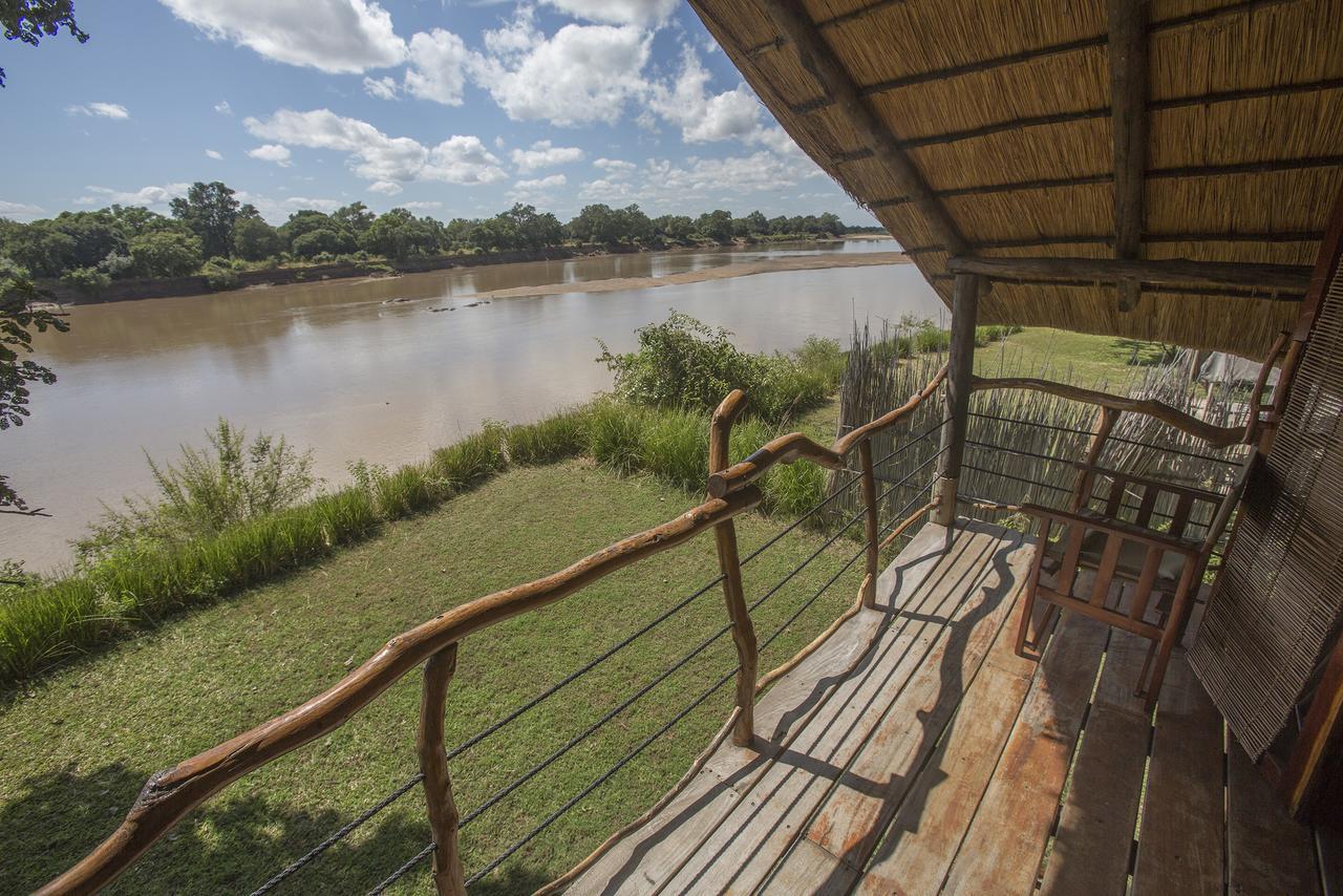 Track And Trail River Camp Kakumbi Extérieur photo